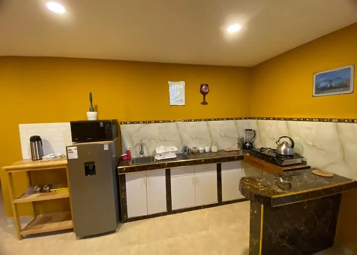 Brothers House