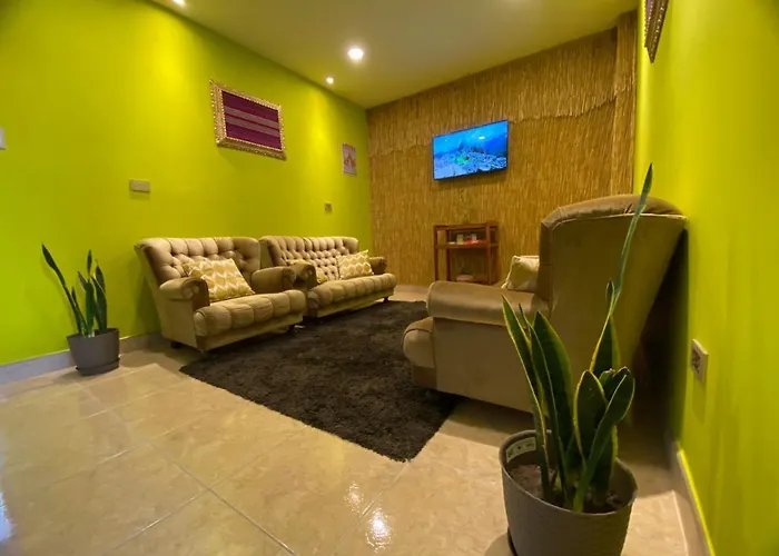 Brothers House